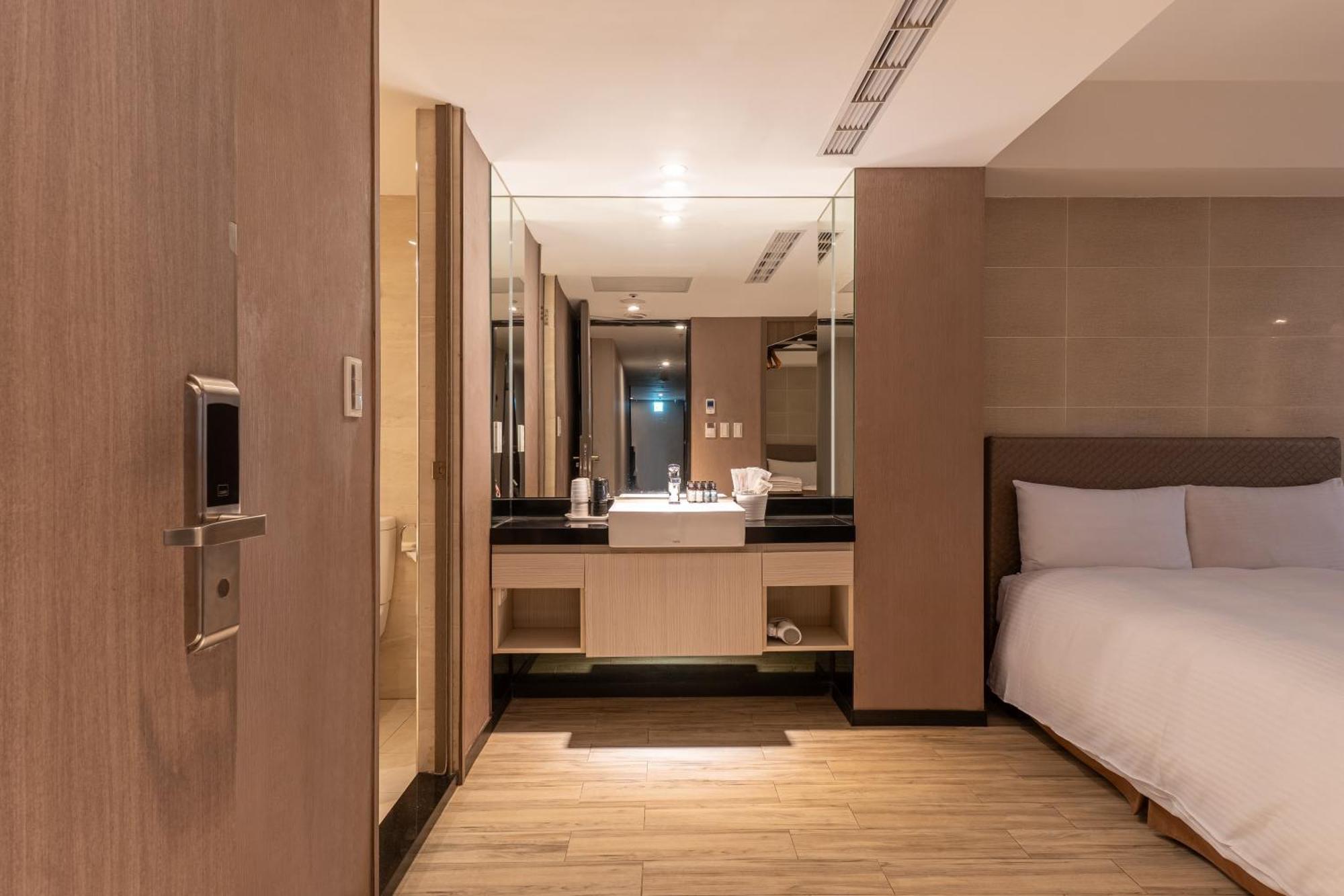 Guide Hotel Taipei Fuxing North Экстерьер фото